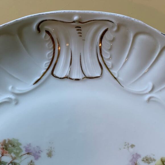 Vintage Floral White/Gold 10" Serving Plate w/Pierced Handles Textured Rim - Picture 9 of 13